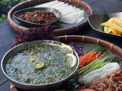 炭烤猪颈肉撒撇米线-Ameigo梅果·云贵川bistro(长宁来福士店)