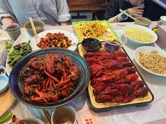 -肥肥虾庄·金牌油焖大虾(首义路店)
