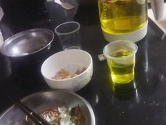 -梁老三麻辣鸡头总店