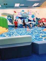 -莫莉幻想儿童乐园(武汉经开永旺店)