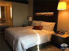 -青岛海尔洲际酒店