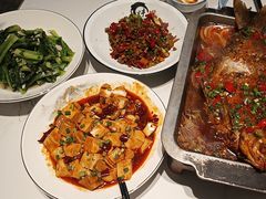 -一品味庄·地标武昌鱼·藕汤湖北菜(黄鹤楼店)