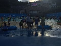 -平湖九龙山乐满地水上乐园