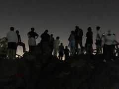 -鬼笑石后山停车场