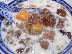 牛奶芋头红枣桃胶-双喜老铺(人民广场店)