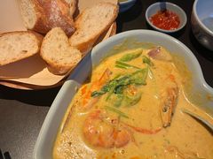 -大头虾越式风味餐厅(光明广场店)