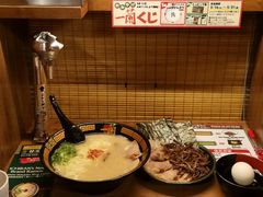 -一兰拉面(新宿中央东口店)