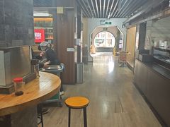 -亮亮面馆(经六路店)