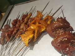 -街角等你.大连海鲜烧烤.经典铁板海鲜串(西安路店)