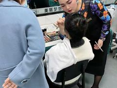 -首脑美容美发化妆美甲培训学校(长沙校区)