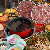 在洛阳，本地人都爱吃的串串店