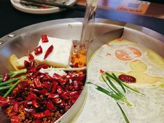 -沸炉重庆老火锅(军事博物馆店)