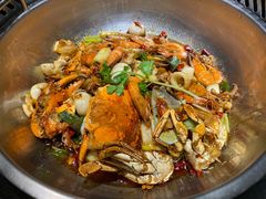 -七欣天香辣蟹火锅(上海银亿滨江店)