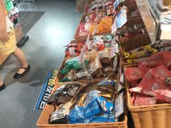 -来伊份(星湖街店)