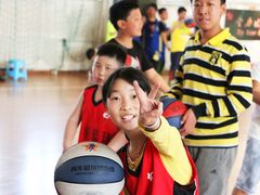 -育华篮球培训(新华路校区)