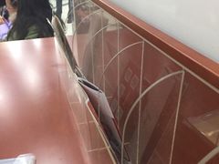 -中国工商银行(奉贤支行营业厅)