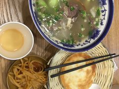 -陕味食族油泼面·小炒盖码面(双榆树店)