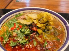 -云阿蛮云南生烫牛肉米线(奉贤路店)