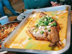 -蜜桃餐厅·伴山(湖滨商业街店)