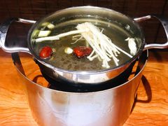 -独食火锅·半米屋台(直营总店)