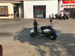 -临高金奖烤乳猪(长滨路店)