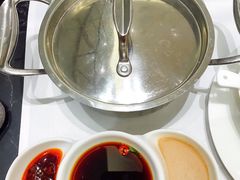 -红鼎豆捞·非遗鲍皇汤火锅(宝丰路店)