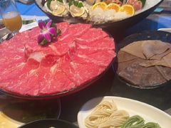 -德天肥牛海鲜火锅(城西银泰店)