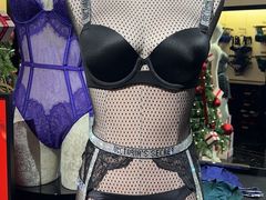 -Victoria's Secret(杭州湖滨银泰in77店)
