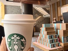 -星巴克臻选(济南恒隆店)