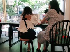 -喜茶(上海打浦桥日月光gelato lab+店)