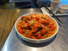 金牌蒜香小龙虾-龙巢盱眙龙虾·牛蛙·烧烤宵夜(八卦岭店)