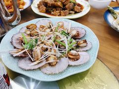 油泼扇贝-天伦海鲜·老味道·青岛菜(栈桥天主教堂店)