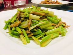 -客家大院·非遗赣南客家菜(郁孤台店)