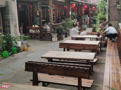 -王万妈卤猪脚(青岩交通路)