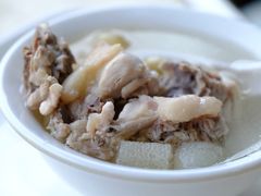 墨脱石锅椰子鸡-墨脱石锅椰子鸡•香草鸭•东山羊(大东海店)