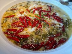 -江渔儿酸菜鱼专门店(明珠广场店)
