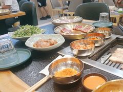 -臻牛烤肉