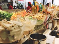 -百品聚旋转火锅(万德庄店)