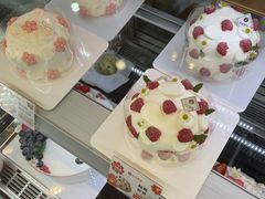 -花花卷卷·鲜食蛋糕(静安久光百货店)