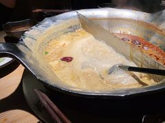 台式麻辣锅-湊湊火锅·茶憩(杭州湖滨银泰in77店)