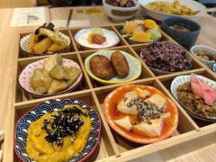 -轻蔬不用等·素食(江苏路店)