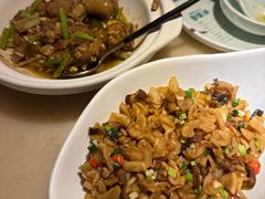 -佬麻雀·新湘菜(珠海金发购物中心店)