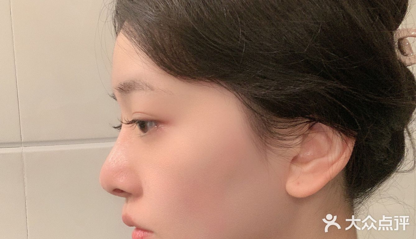 变身睫毛精 | 能让素颜加十分的秘密武器→自然款卷翘睫毛