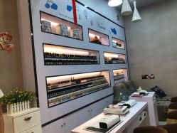 -美斯洛美甲美睫连锁店