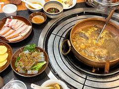 -阿山卓·野生菌火锅·纳西火塘烤肉