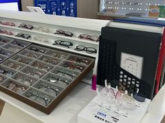 -EYEcare眼镜店(南京东路店)