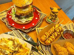 -牛纽塔·牛人堡(群众路店)