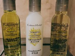 -广州天河希尔顿酒店