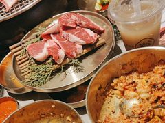 -草家酱蟹炭火烤肉店(珲春南路一店)
