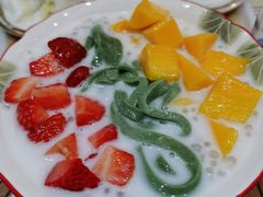 士多啤梨芒果绿茶拉面-甜心妈妈·榴莲星级糖水(北京路总店)